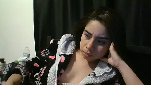 catrinasexy19 online show from 03-10-25, 05:39