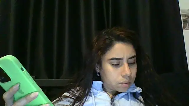 catrinasexy19 online show from 03-18-25, 10:48