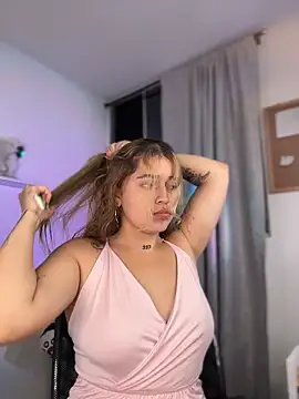 JoselinFlower  online show from 12-18-25, 01:55