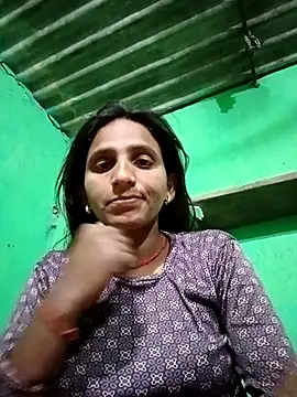 Snapshot of Baby__Shreya chatting on 10-27-25, 10:36 Baby  Shreya online show from 10-27-25, 10:36