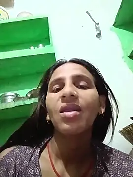 Snapshot of Baby__Shreya chatting on 05-12-26, 10:29 Baby Shreya online show from 05-12-26, 10:29