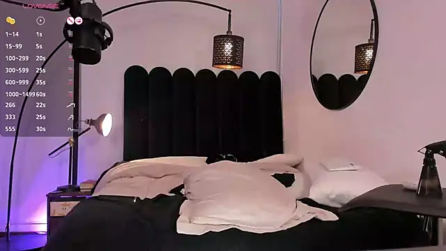 ariana fitl  online show from 03-08-25, 10:45