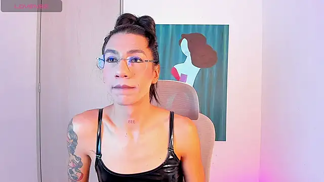 sofiaa grey  online show from 02-20-26, 02:17