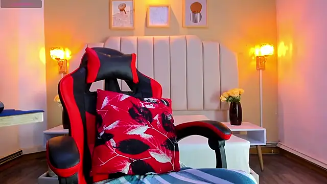 Snapshot of juan_prior chatting on 11-21-25, 01:21 juan prior online show from 11-21-25, 01:21