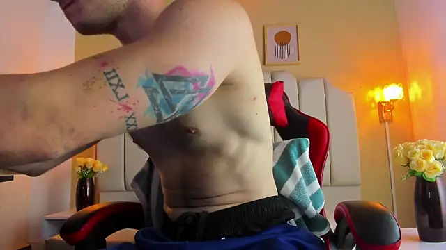 Snapshot of juan_prior chatting on 12-15-25, 01:04 juan prior online show from 12-15-25, 01:04