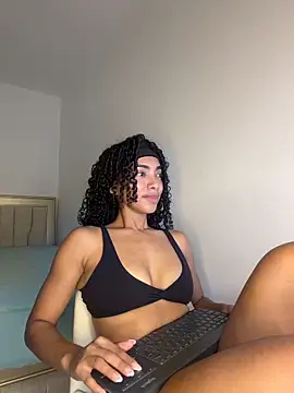 nicoleebony1 online show from 03-19-26, 08:46