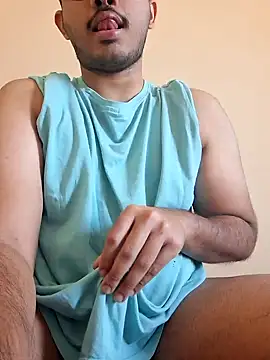 Snapshot of alesssterling chatting on 12-27-24, 05:52 alesssterling online show from 12-27-24, 05:52