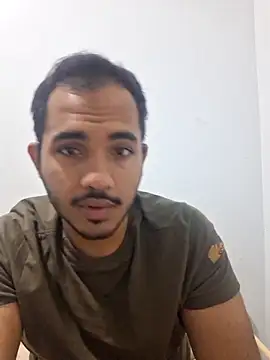 Snapshot of alesssterling chatting on 11-11-25, 03:28 alesssterling online show from 11-11-25, 03:28