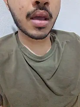 alesssterling online show from 04-19-26, 03:28