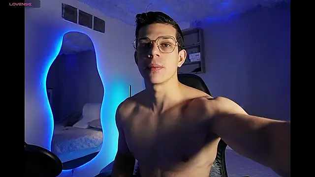 Snapshot of MarcoSullivan chatting on 02-07-26, 12:42 MarcoSullivan online show from 02-07-26, 12:42