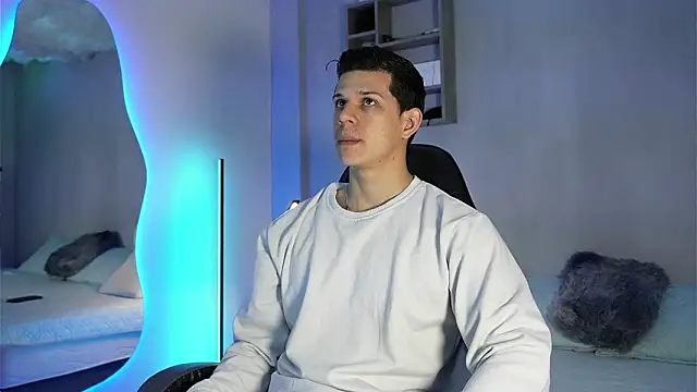 Snapshot of MarcoSullivan chatting on 03-02-26, 08:37 MarcoSullivan online show from 03-02-26, 08:37