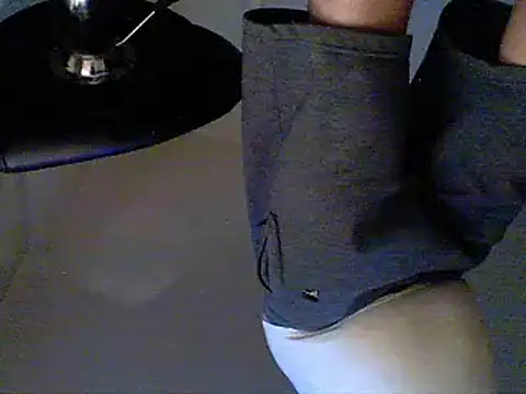 oopsxx online show from 02-06-25, 11:10