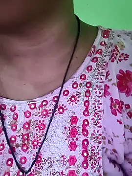 Snapshot of NEHA-DESHI chatting on 05-06-26, 05:03 NEHA-DESHI online show from 05-06-26, 05:03
