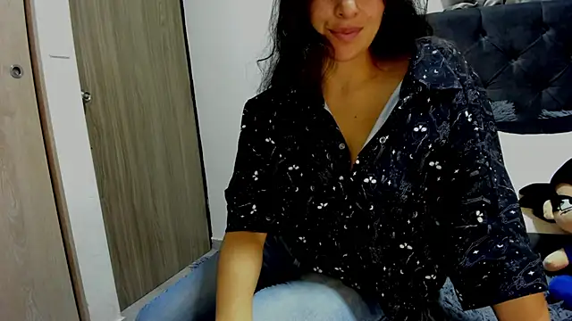 Imevarose online show from 11-22-25, 12:48