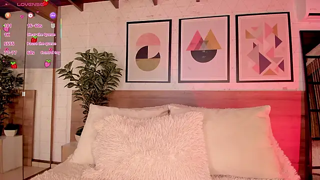 LunaRuso online show from 02-28-26, 07:37