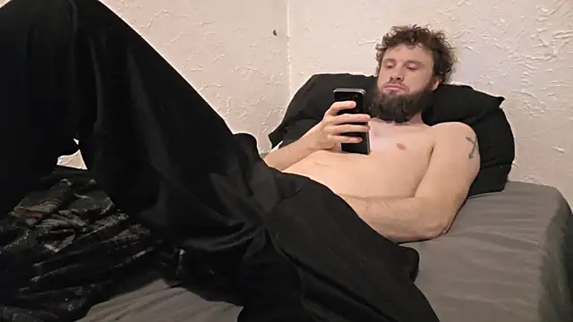 Snapshot of Talenjames4 chatting on 03-05-26, 10:33 Talenjames4 online show from 03-05-26, 10:33