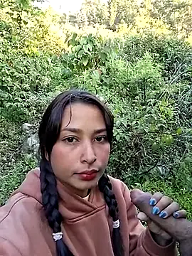 Bonnie Clydeee online show from 03-18-26, 11:35