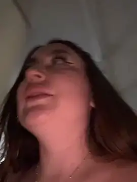 Snapshot of Lady_MiaOlson chatting on 12-29-24, 04:48 Lady MiaOlson online show from 12-29-24, 04:48