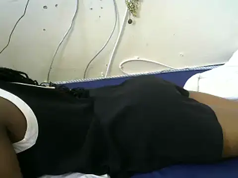 Snapshot of Ma-yolo001 chatting on 02-21-25, 11:01 Ma-yolo001 online show from 02-21-25, 11:01