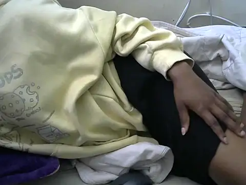 Snapshot of Ma-yolo001 chatting on 09-24-25, 08:50 Ma-yolo001 online show from 09-24-25, 08:50