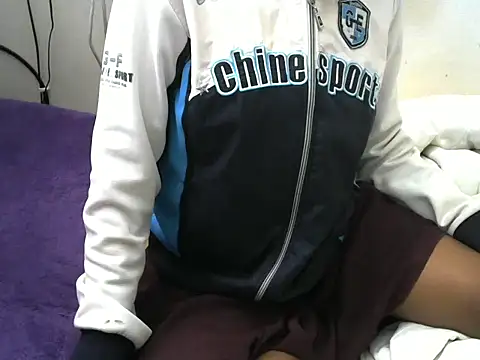 Snapshot of Ma-yolo001 chatting on 11-11-25, 08:58 Ma-yolo001 online show from 11-11-25, 08:58