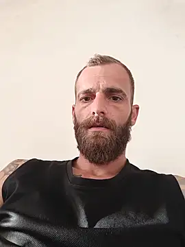 Snapshot of Antonio_Vatooo chatting on 05-14-26, 04:47 Antonio Vatooo online show from 05-14-26, 04:47