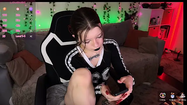 Eva-miller1 online show from 11-23-25, 11:32