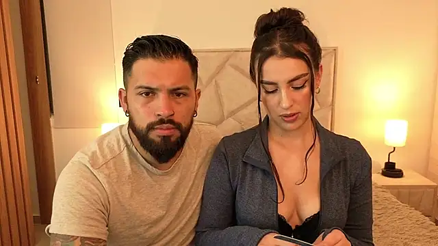 Snapshot of teseo_and_afroditha_ chatting on 10-29-25, 03:09 teseo and afroditha online show from 10-29-25, 03:09