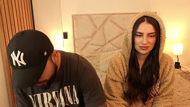 Snapshot of teseo_and_afroditha_ chatting on 11-27-25, 02:24 teseo and afroditha online show from 11-27-25, 02:24