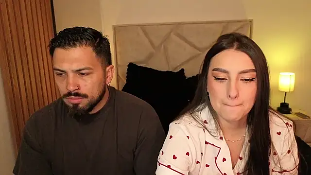 teseo and afroditha  online show from 04-25-26, 04:15