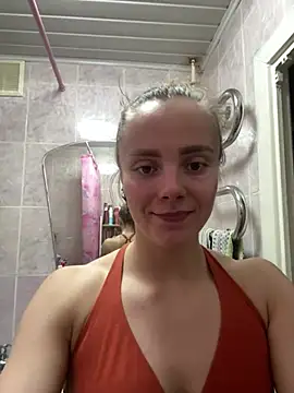 Snapshot of AlisaKissss chatting on 12-28-24, 08:15 AlisaKissss online show from 12-28-24, 08:15