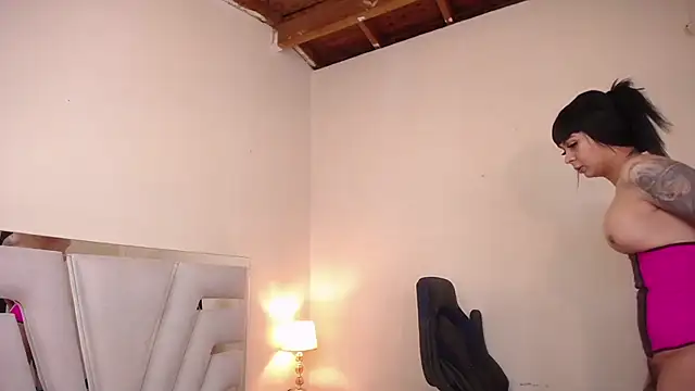 Snapshot of Exotic__XXX chatting on 02-15-26, 08:38 Exotic XXX online show from 02-15-26, 08:38