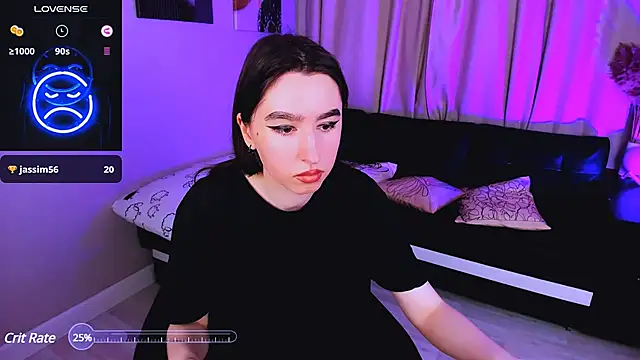 Snapshot of Lily_xBabe chatting on 01-11-25, 04:14 Lily xBabe online show from 01-11-25, 04:14