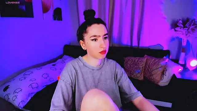 Snapshot of Lily_xBabe chatting on 09-17-25, 07:32 Lily xBabe online show from 09-17-25, 07:32