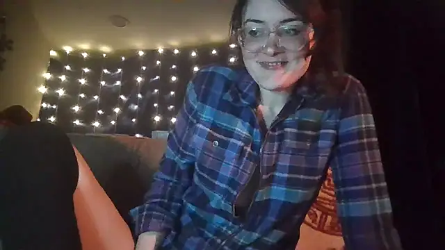 EyaDivine1 online show from 12-29-24, 04:27