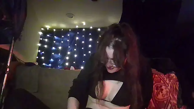 EyaDivine1 online show from 10-25-25, 01:57