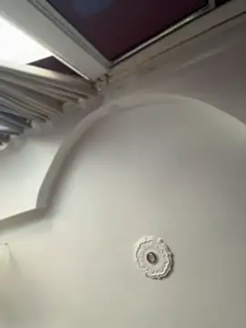 emiss  online show from 11-06-25, 01:23