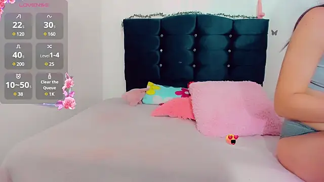 Snapshot of Rubi_30 chatting on 01-25-25, 05:19 Rubi 30 online show from 01-25-25, 05:19