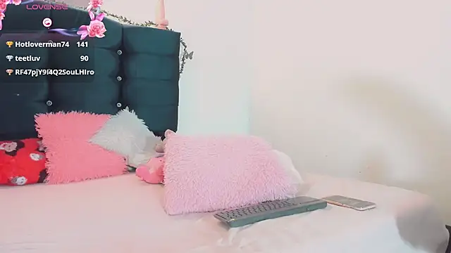 Snapshot of Rubi_30 chatting on 03-07-25, 02:04 Rubi 30 online show from 03-07-25, 02:04