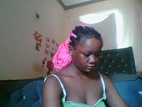 HotJeylee online show from 12-16-25, 02:11