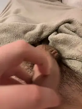 Snapshot of fuckitzer chatting on 02-21-25, 09:24 fuckitzer online show from 02-21-25, 09:24