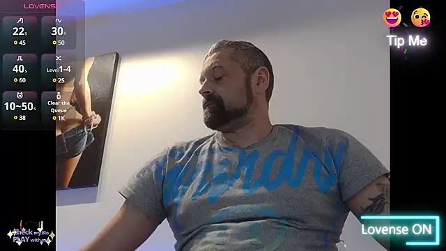 Snapshot of northman1977 chatting on 12-28-24, 12:35 northman1977 online show from 12-28-24, 12:35