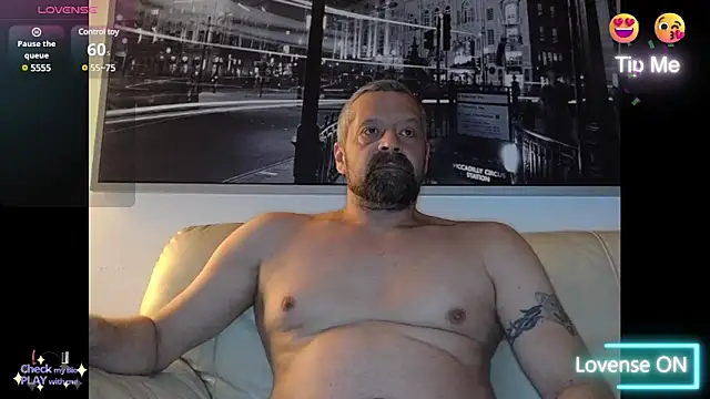 Snapshot of northman1977 chatting on 01-10-25, 03:16 northman1977 online show from 01-10-25, 03:16