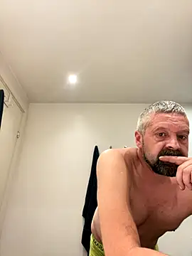 Snapshot of northman1977 chatting on 10-10-25, 02:16 northman1977 online show from 10-10-25, 02:16