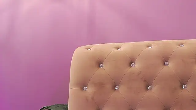 Snapshot of BrianaKennedi chatting on 03-06-25, 10:20 BrianaKennedi online show from 03-06-25, 10:20