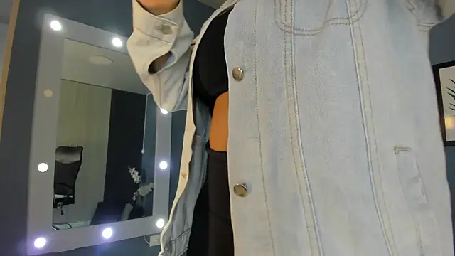 PaulinaDuarte online show from 04-21-26, 11:49