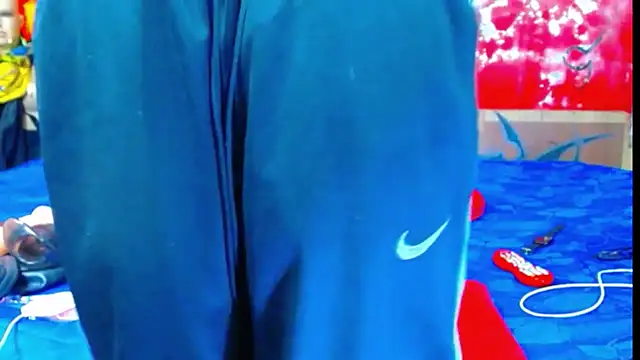 Snapshot of deivid_estrada chatting on 10-29-25, 04:20 deivid estrada online show from 10-29-25, 04:20