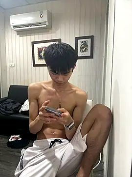 Snapshot of mumuowl chatting on 10-07-25, 04:26 mumuowl online show from 10-07-25, 04:26