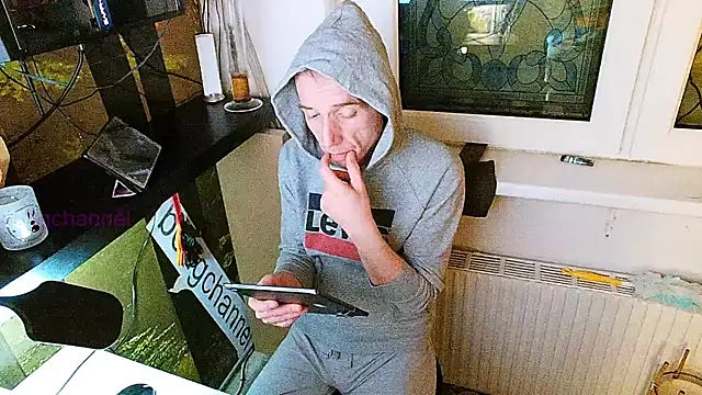 Snapshot of BongChannel chatting on 01-07-25, 04:59 BongChannel online show from 01-07-25, 04:59