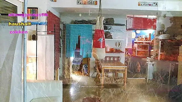 Snapshot of BongChannel chatting on 01-31-25, 01:43 BongChannel online show from 01-31-25, 01:43